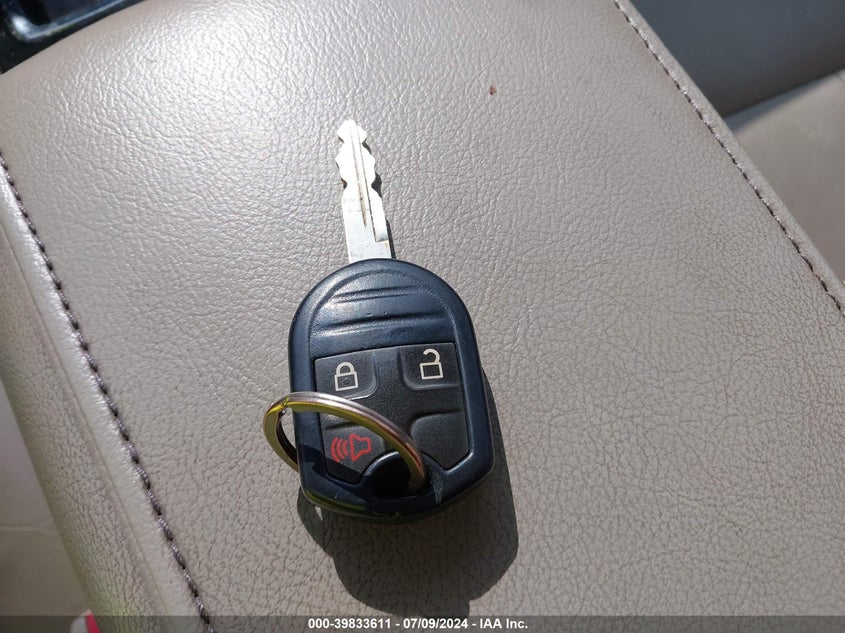 2011 Ford Edge Limited VIN: 2FMDK3KC2BBB18830 Lot: 39833611