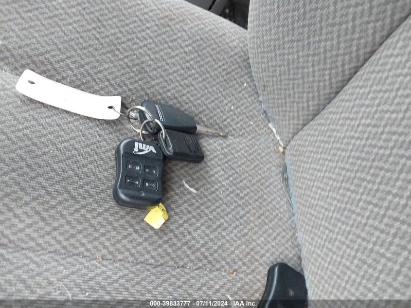 2005 Dodge Grand Caravan Sxt VIN: 2D4GP44LX5R428387 Lot: 39833777