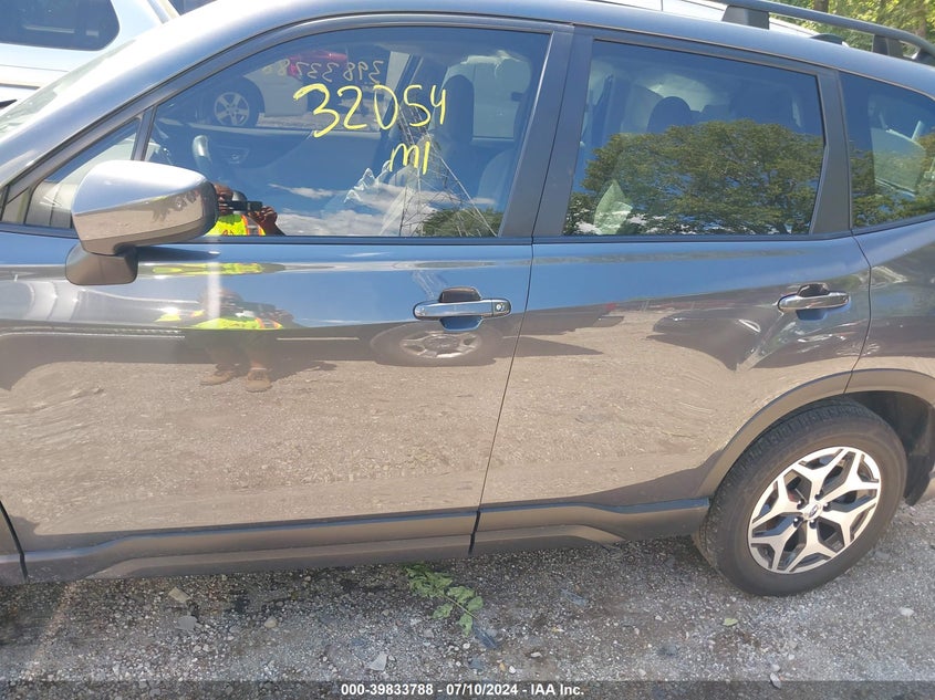 2024 Subaru Forester Premium VIN: JF2SKADCXRH411466 Lot: 39833788