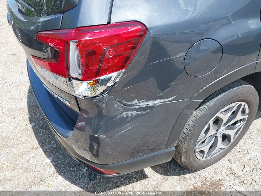 2024 Subaru Forester Premium VIN: JF2SKADCXRH411466 Lot: 39833788