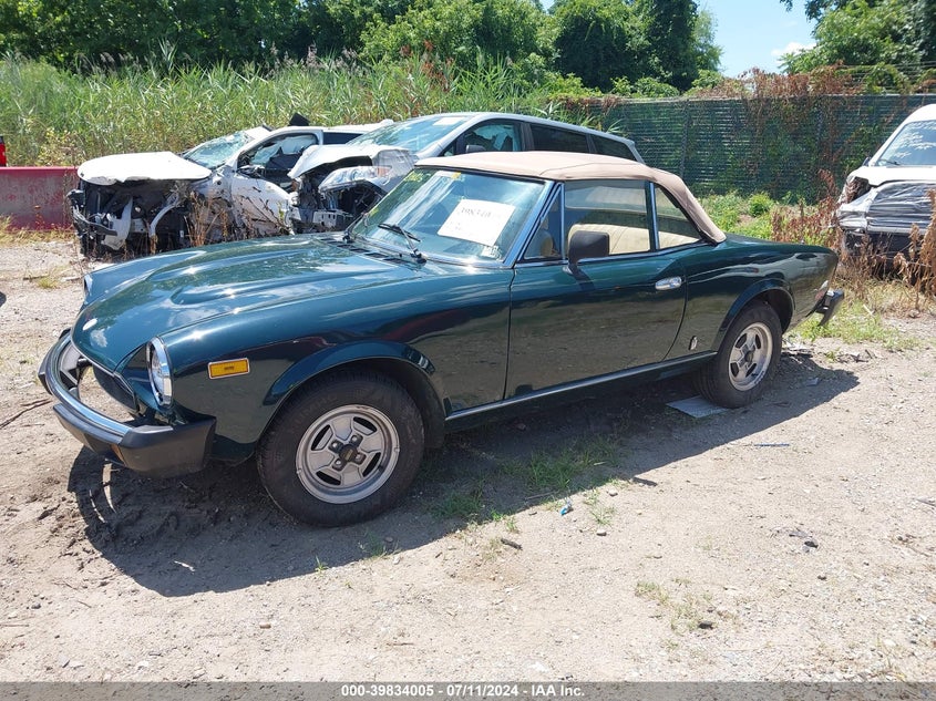 1981 Fiat 124 Spider VIN: ZFAAS00B2B8185454 Lot: 39834005