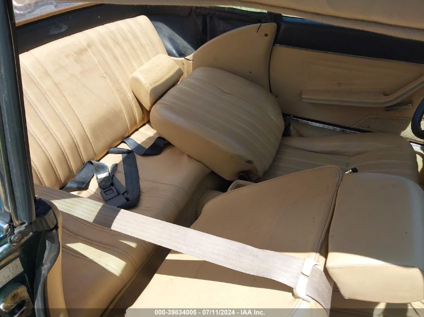 1981 Fiat 124 Spider VIN: ZFAAS00B2B8185454 Lot: 39834005