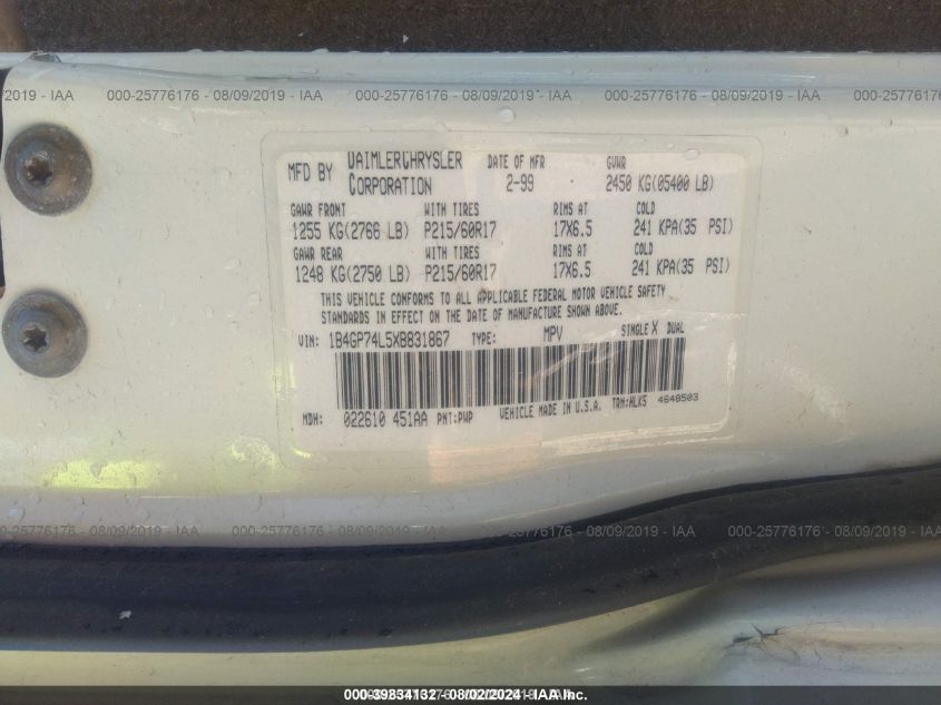 1999 Dodge Grand Caravan VIN: 1B4GP74L5XB831867 Lot: 39834132