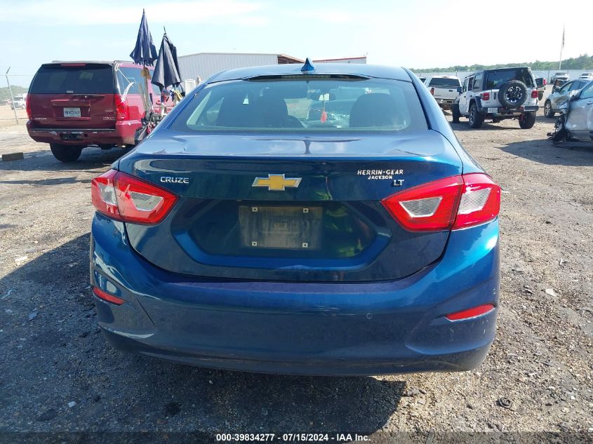 2019 Chevrolet Cruze Lt VIN: 1G1BE5SM5K7121987 Lot: 39834277