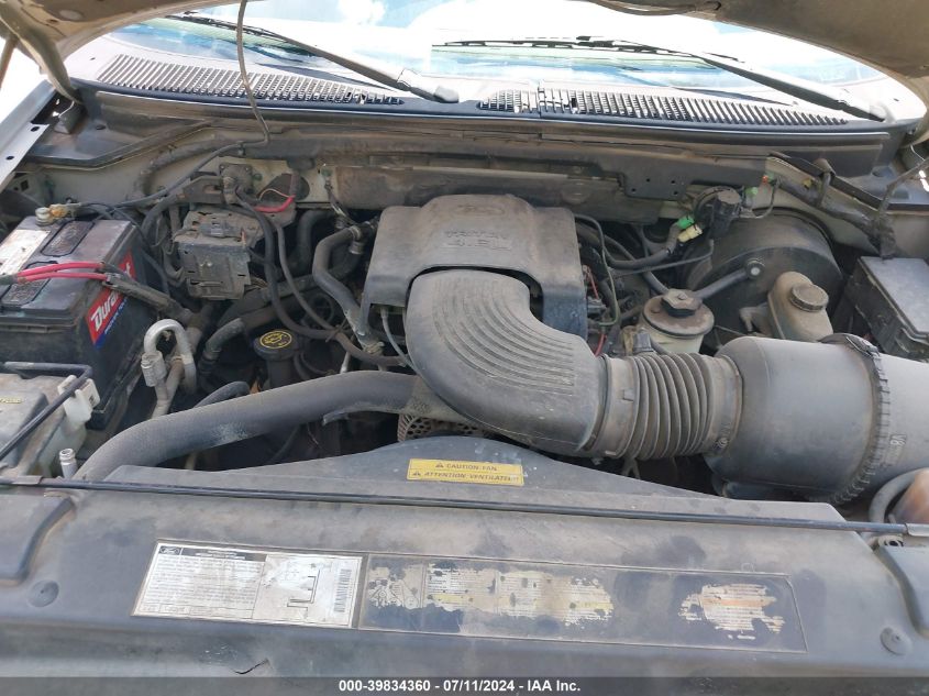 2000 Ford Expedition Xlt VIN: 1FMRU1567YLC34303 Lot: 39834360