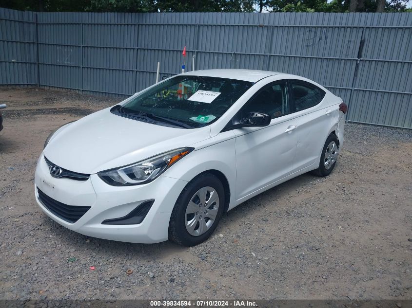 5NPDH4AEXGH766570 2016 HYUNDAI ELANTRA - Image 2