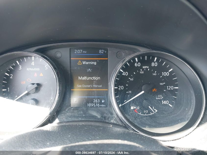 2018 Nissan Rogue Sv/Sl VIN: 5N1AT2MV3JC770640 Lot: 39834697