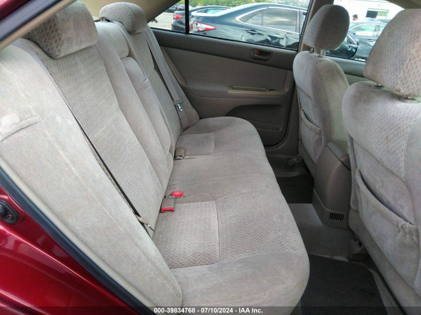 2004 Toyota Camry Le/Xle/Se VIN: 4T1BE32K04U295556 Lot: 39834768