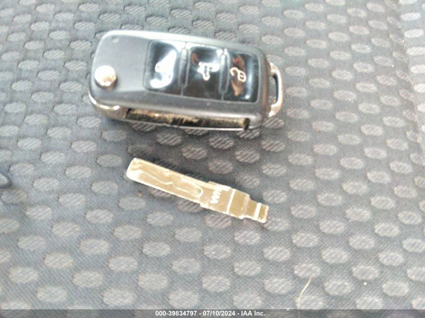 2010 Volkswagen Tiguan Se/Sel VIN: WVGBV7AX1AW537565 Lot: 39834797