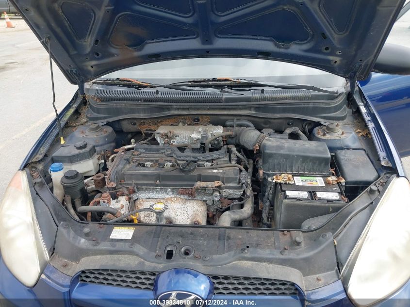 2008 Hyundai Accent Gs VIN: KMHCM36C68U074611 Lot: 39834810