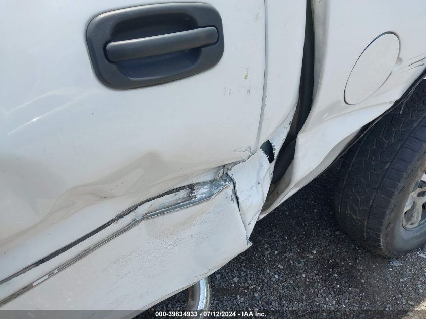 2006 GMC New Sierra K1500 VIN: 2GTEK13T761126686 Lot: 39834933