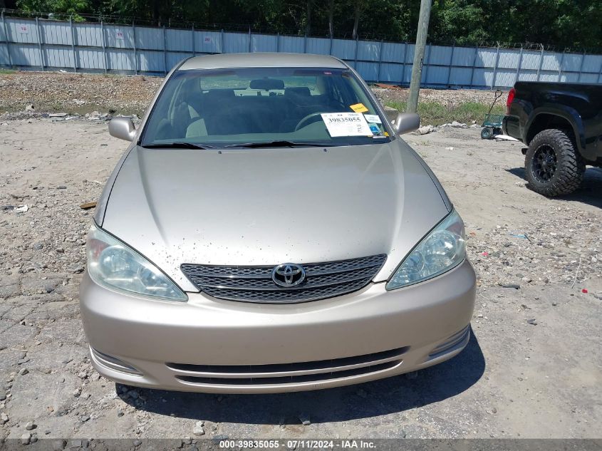 2004 Toyota Camry Le VIN: 4T1BE32K94U832943 Lot: 39835055