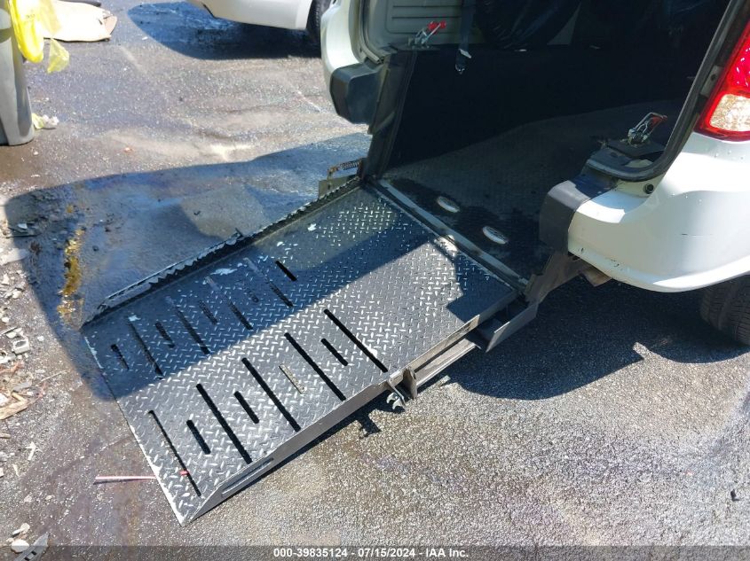 2015 Dodge Grand Caravan Se Plus VIN: 2C4RDGBG4FR689716 Lot: 39835124