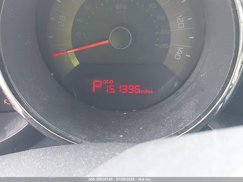 2011 Kia Soul + VIN: KNDJT2A20B7287292 Lot: 39835140