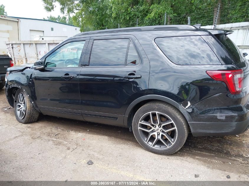 2017 Ford Explorer Sport VIN: 1FM5K8GT4HGD39289 Lot: 39835167
