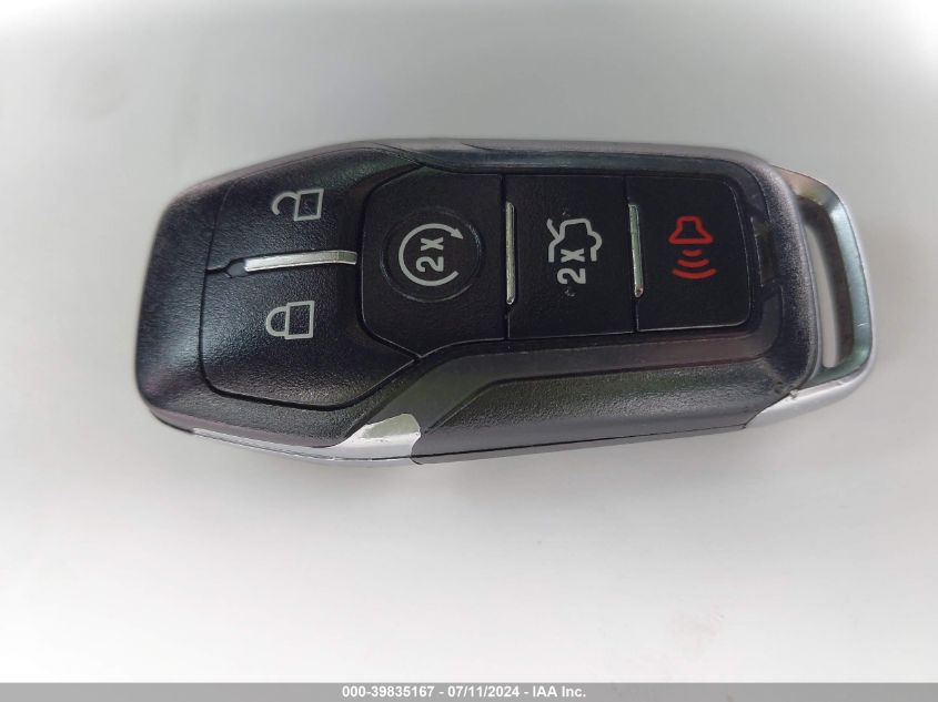 2017 Ford Explorer Sport VIN: 1FM5K8GT4HGD39289 Lot: 39835167