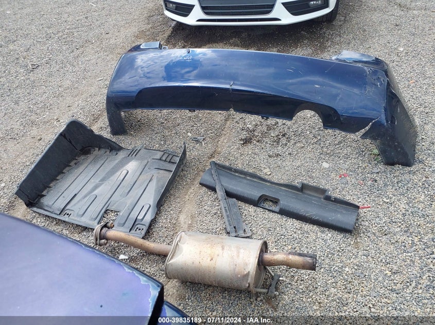 2010 Honda Civic Lx VIN: 2HGFA1F5XAH556587 Lot: 39835189