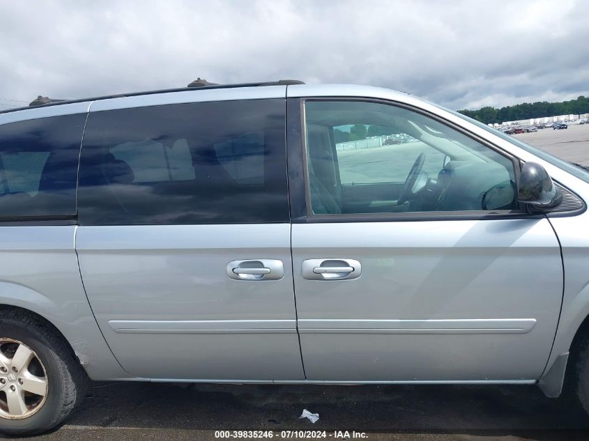 2005 Dodge Grand Caravan Sxt VIN: 2D4GP44L45R195977 Lot: 39835246