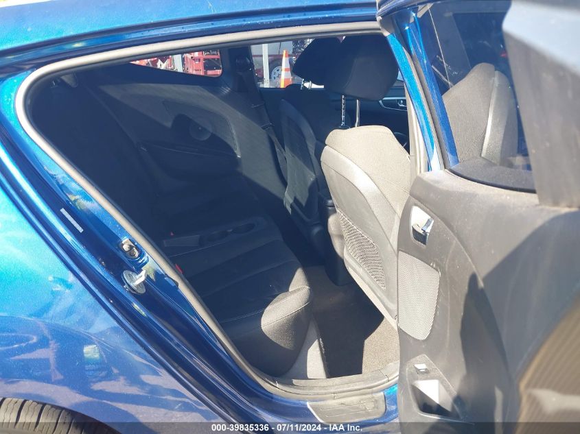 2016 Hyundai Veloster VIN: KMHTC6AD1GU277358 Lot: 39835336