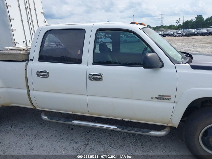 2003 Chevrolet Silverado 3500 Ls VIN: 1GCJC33163F152433 Lot: 39835361
