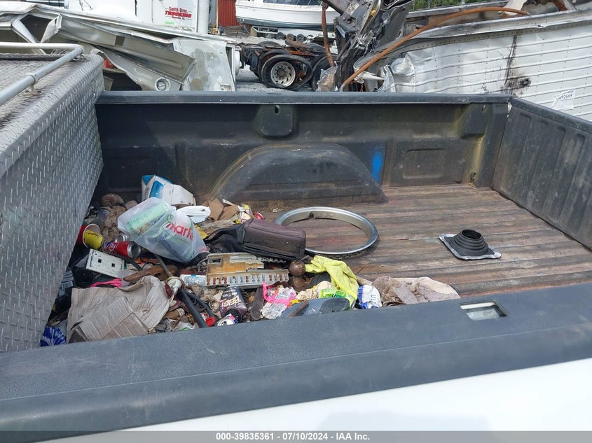 2003 Chevrolet Silverado 3500 Ls VIN: 1GCJC33163F152433 Lot: 39835361