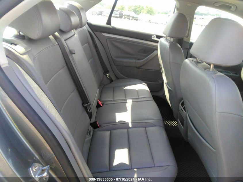 2007 Volkswagen Jetta Wolfsburg Edition VIN: 3VWEG71K27M061879 Lot: 39835505