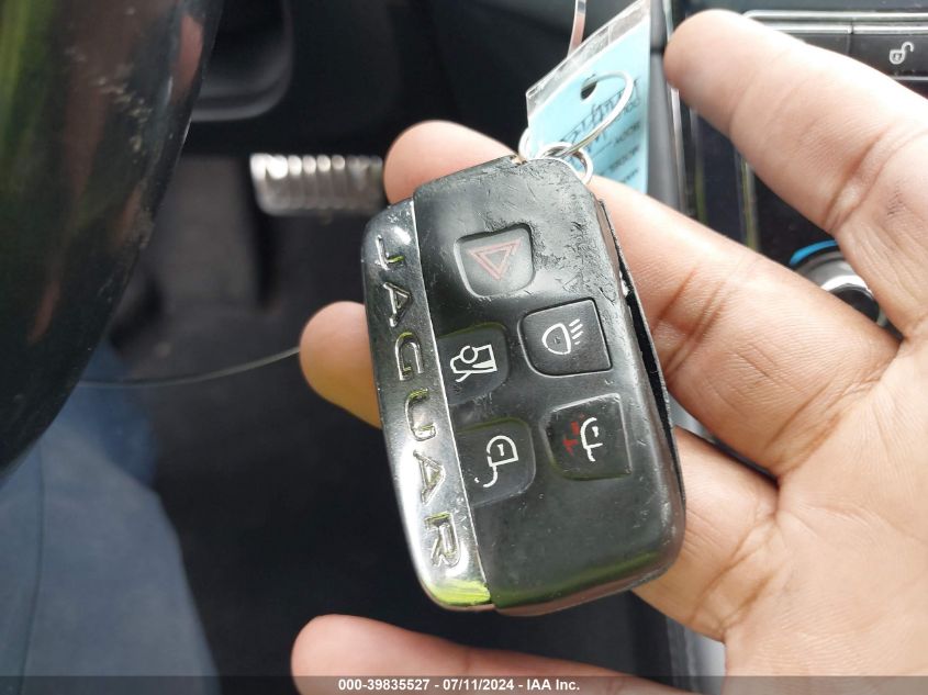 2014 Jaguar Xj Xjr Lwb VIN: SAJWA2EKXEMV62261 Lot: 39835527