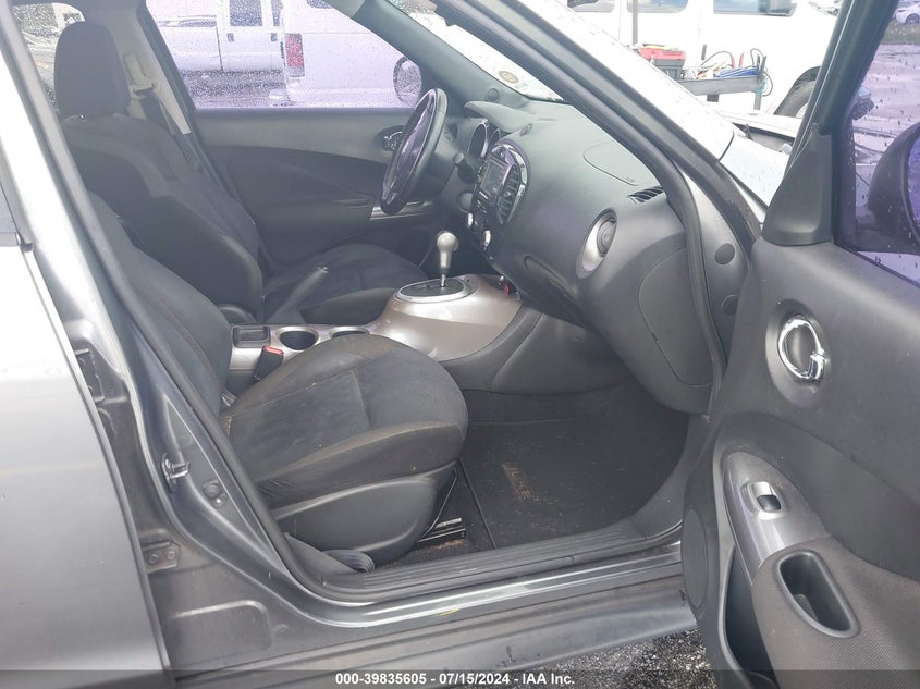 2011 Nissan Juke Sv VIN: JN8AF5MR4BT004583 Lot: 39835605