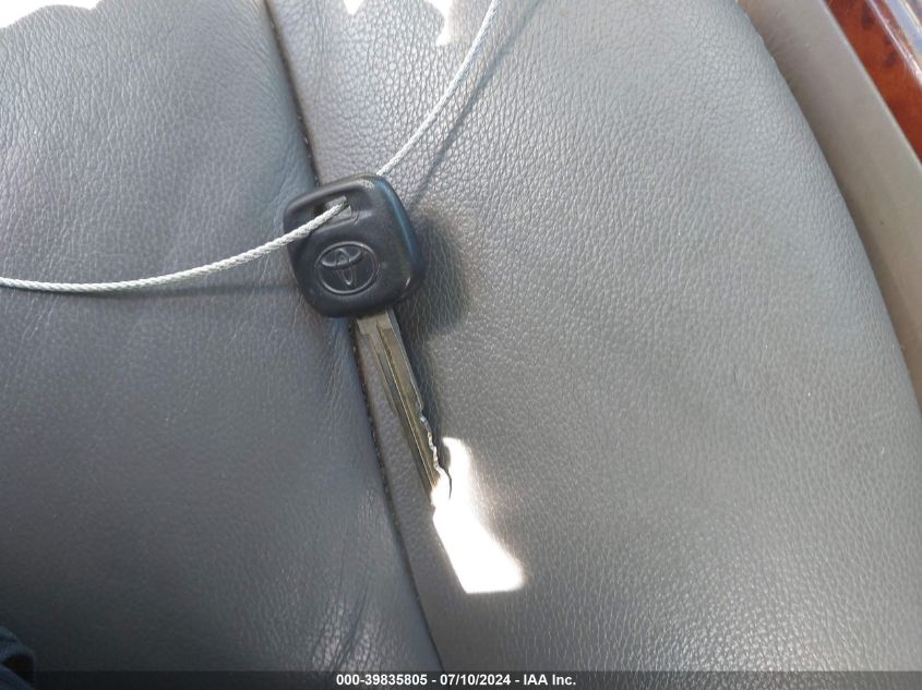 2003 Toyota Camry Le VIN: 4T1BE32K23U251346 Lot: 39835805