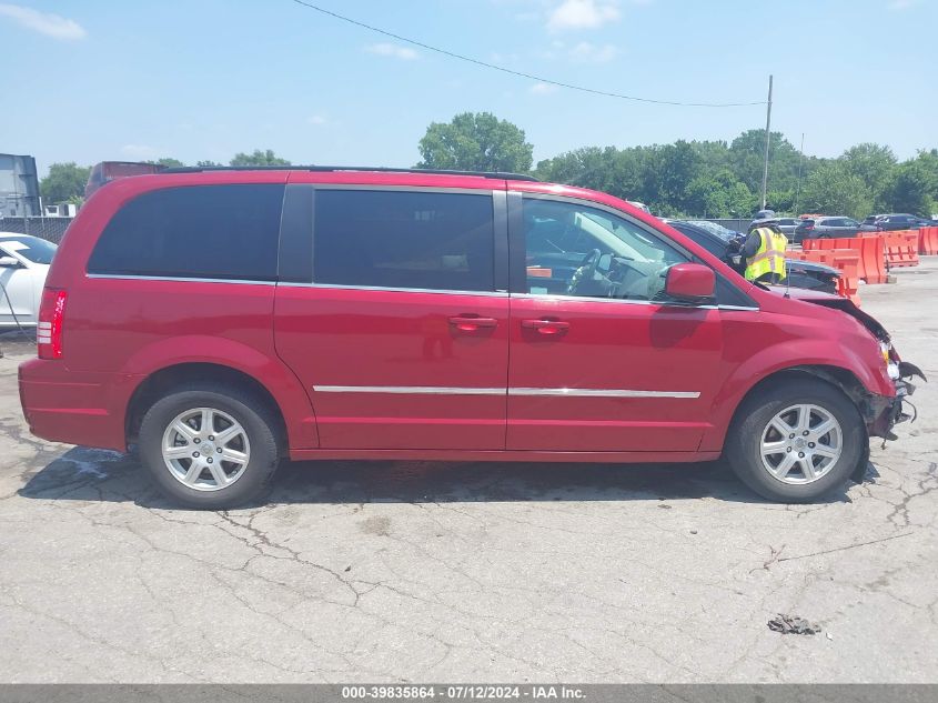 2010 Chrysler Town & Country Touring VIN: 2A4RR5D17AR232240 Lot: 39835864