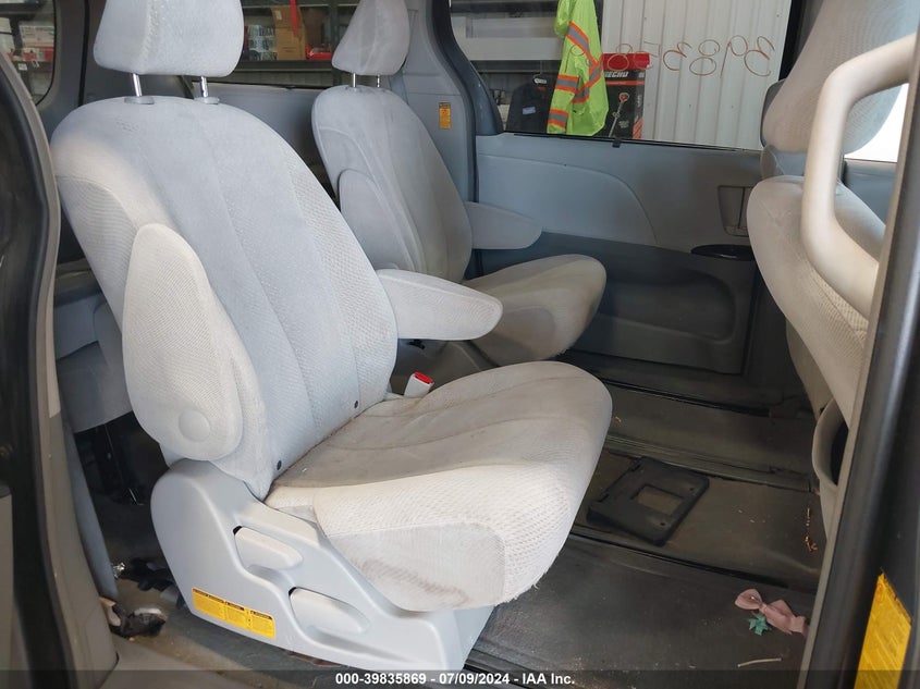 2014 Toyota Sienna Le 7 Passenger VIN: 5TDJK3DC0ES072213 Lot: 39835869