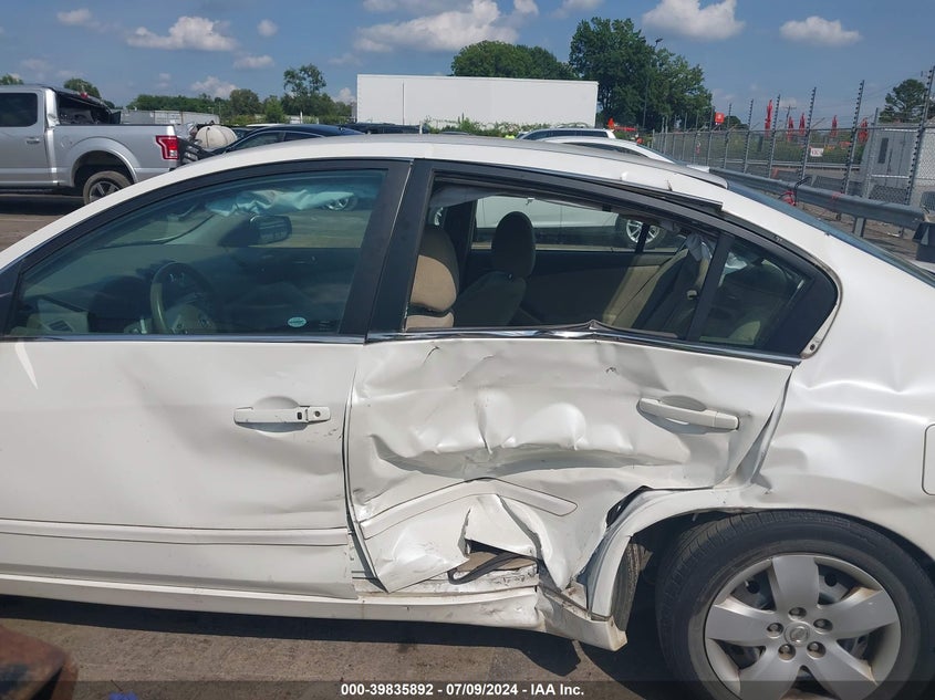 2008 Nissan Altima 2.5 S VIN: 1N4AL21E68N555282 Lot: 39835892