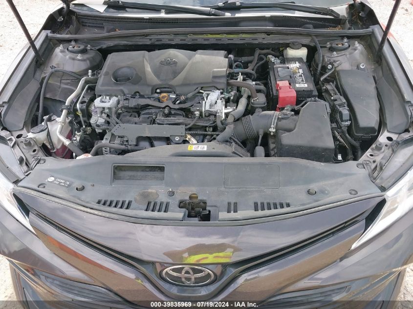 4T1B11HK4JU048222 2018 Toyota Camry Le