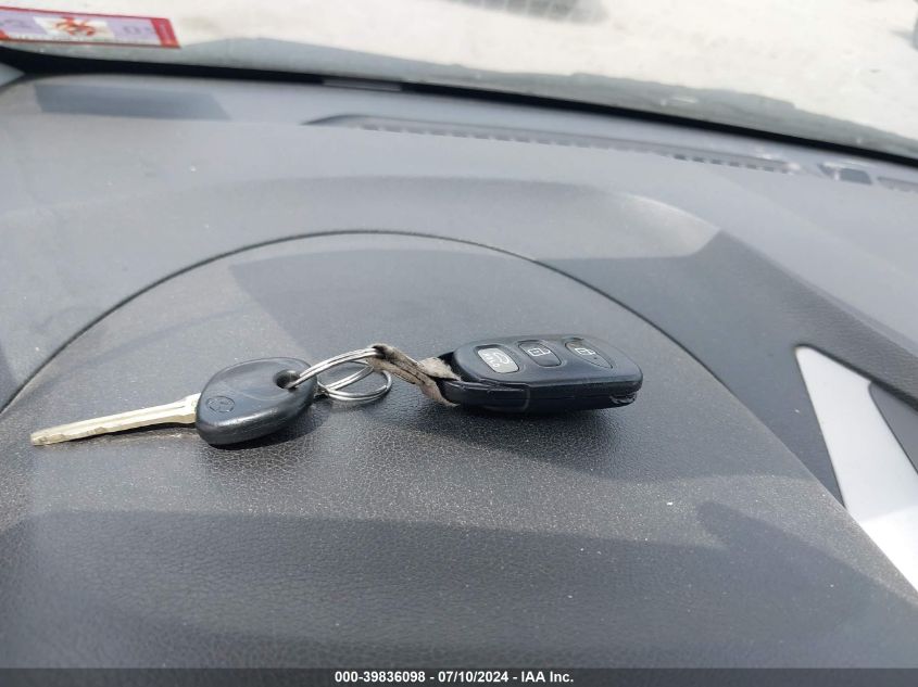 2013 Hyundai Elantra Limited VIN: KMHDH4AE4DU565146 Lot: 39836098