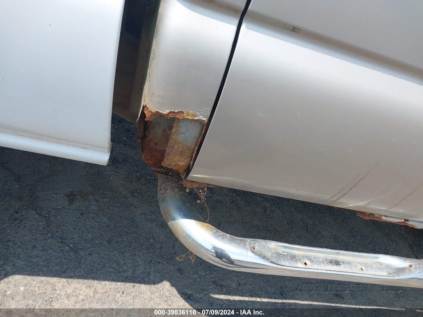 2004 Chevrolet Silverado 3500 Ls VIN: 1GCJK33194F136506 Lot: 39836110