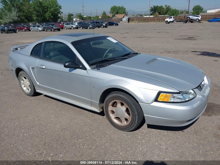 2001 FORD MUSTANG