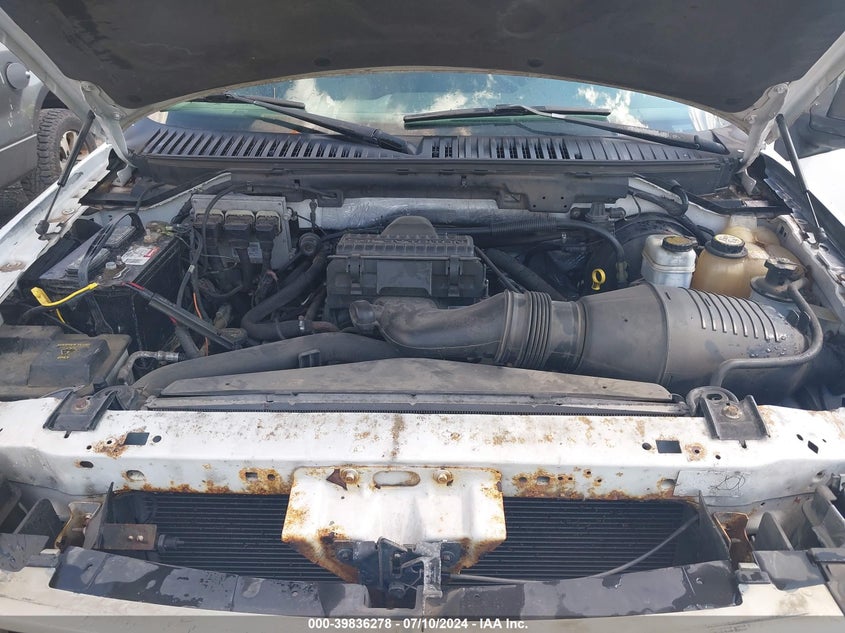 2006 Ford Expedition Xls VIN: 1FMPU13586LA57470 Lot: 39836278