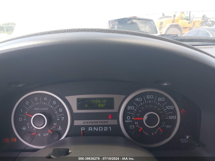 2006 Ford Expedition Xls VIN: 1FMPU13586LA57470 Lot: 39836278