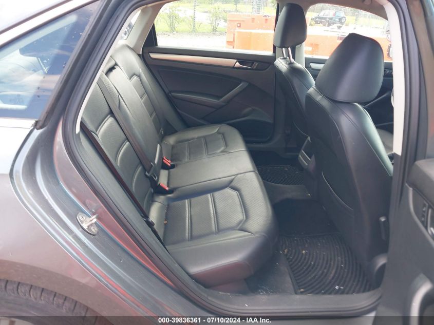 2015 Volkswagen Passat 1.8T Limited Edition VIN: 1VWAT7A35FC078775 Lot: 39836361