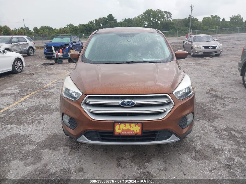 2017 FORD ESCAPE SE - 1FMCU0GD1HUA36340