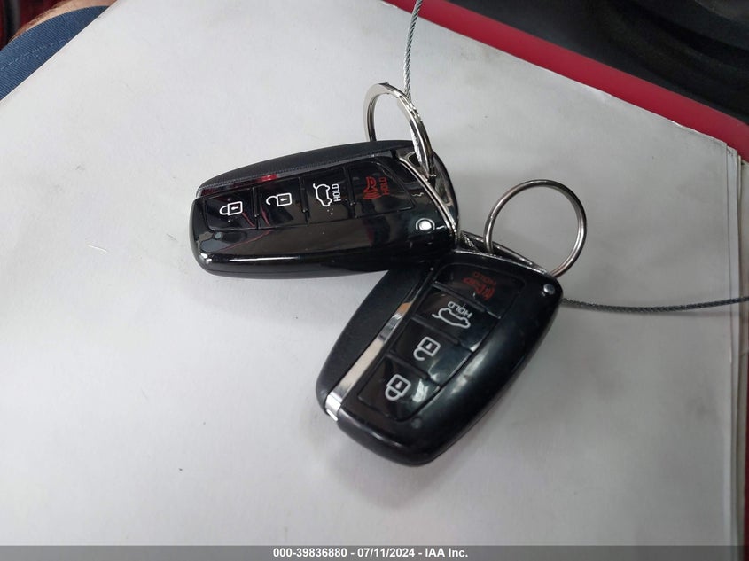 2016 Hyundai Santa Fe Se VIN: KM8SRDHF3GU139746 Lot: 39836880