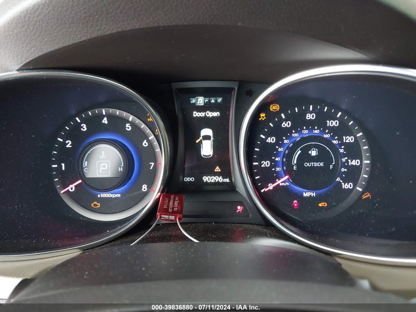 2016 Hyundai Santa Fe Se VIN: KM8SRDHF3GU139746 Lot: 39836880