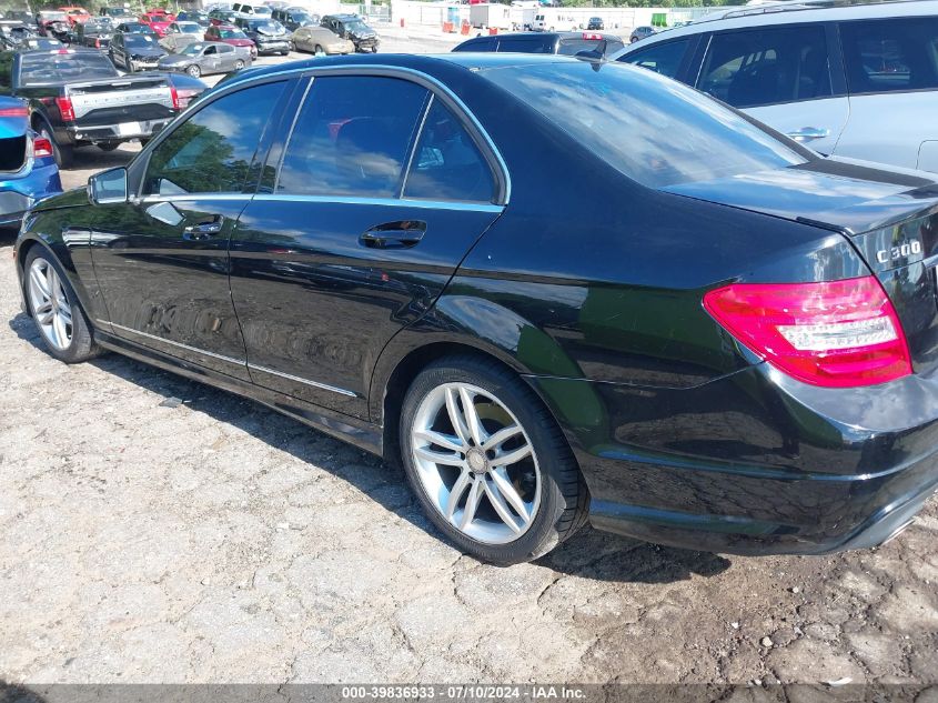 2013 Mercedes-Benz C 300 Luxury 4Matic/Sport 4Matic VIN: WDDGF8AB2DR247622 Lot: 39836933