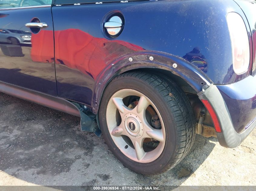 2006 Mini Cooper S VIN: WMWRE33576TJ33523 Lot: 39836934