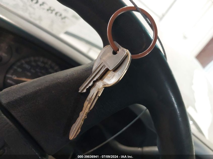 2007 Chevrolet Express Work Van VIN: 1GCGG25VX71212063 Lot: 39836941