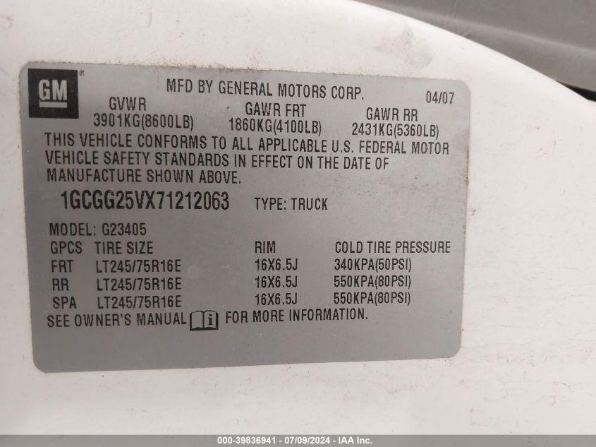 2007 Chevrolet Express Work Van VIN: 1GCGG25VX71212063 Lot: 39836941