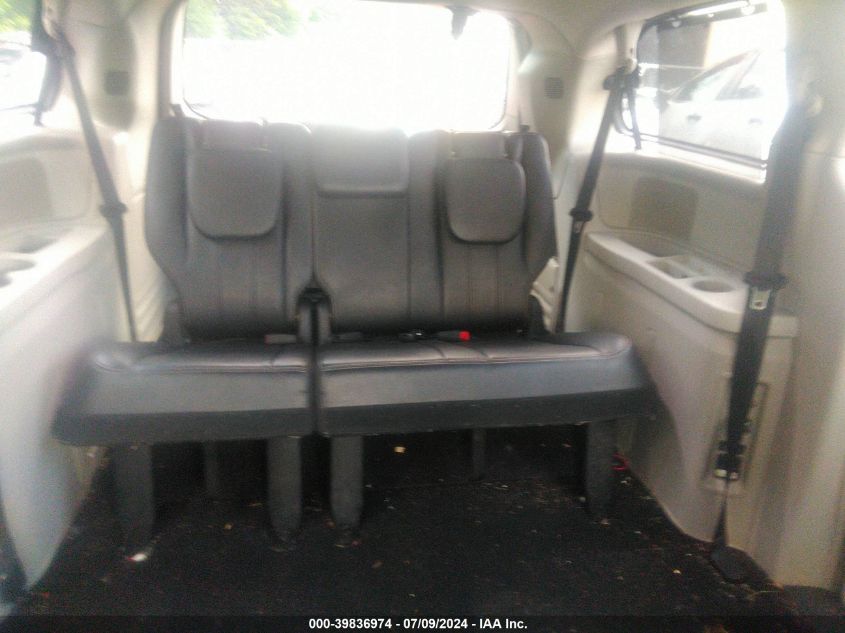 2016 Chrysler Town & Country Touring VIN: 2C4RC1BG5GR261610 Lot: 39836974