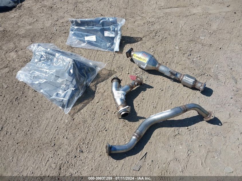 2019 Toyota Highlander Xle VIN: 5TDJZRFH3KS590464 Lot: 39837259