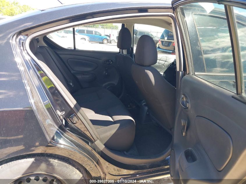 2018 Nissan Versa S/S Plus/Sv/Sl VIN: 3N1CN7AP8JL879984 Lot: 39837305