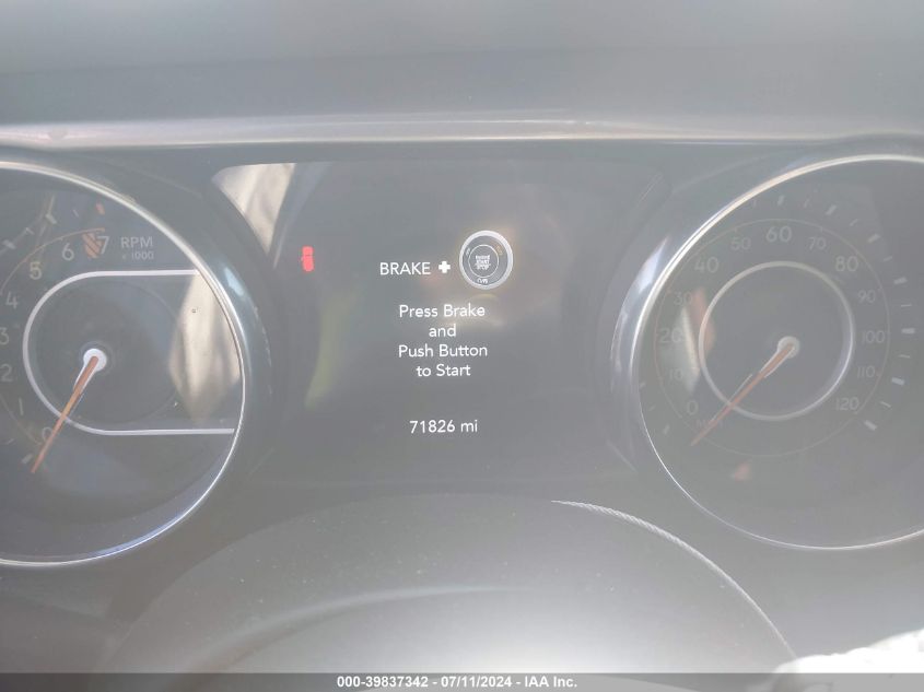 2019 Jeep Wrangler Unlimited Sahara 4X4 VIN: 1C4HJXEG2KW555837 Lot: 39837342